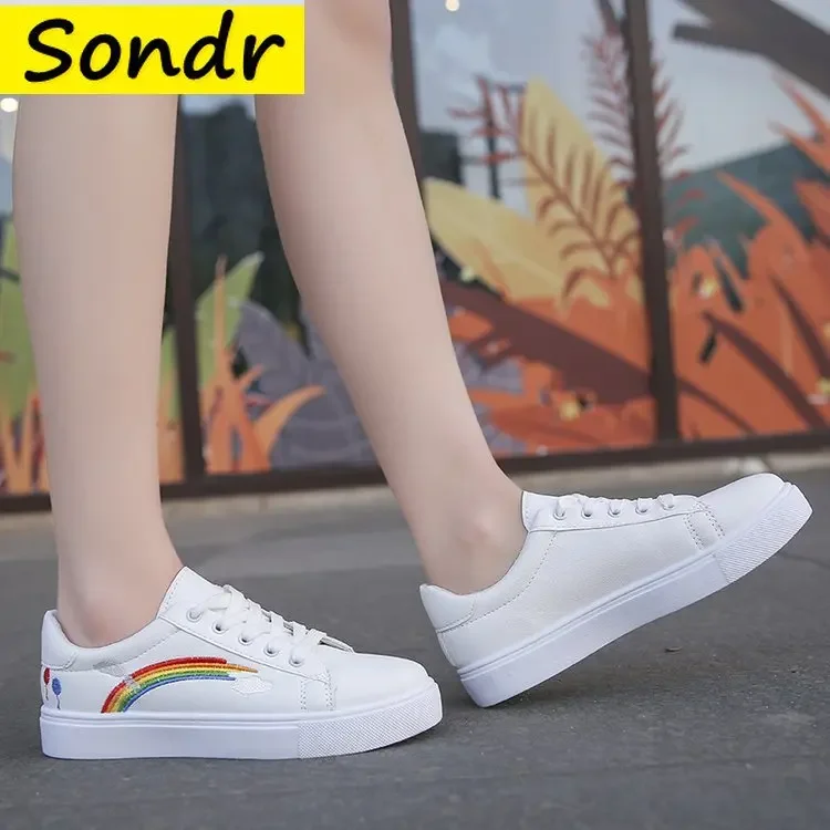 Women Casual Shoes New Spring Woman Shoes Fashion White Sneakers Breathable Lace-Up Women Sneakers Platform Flats Shoes