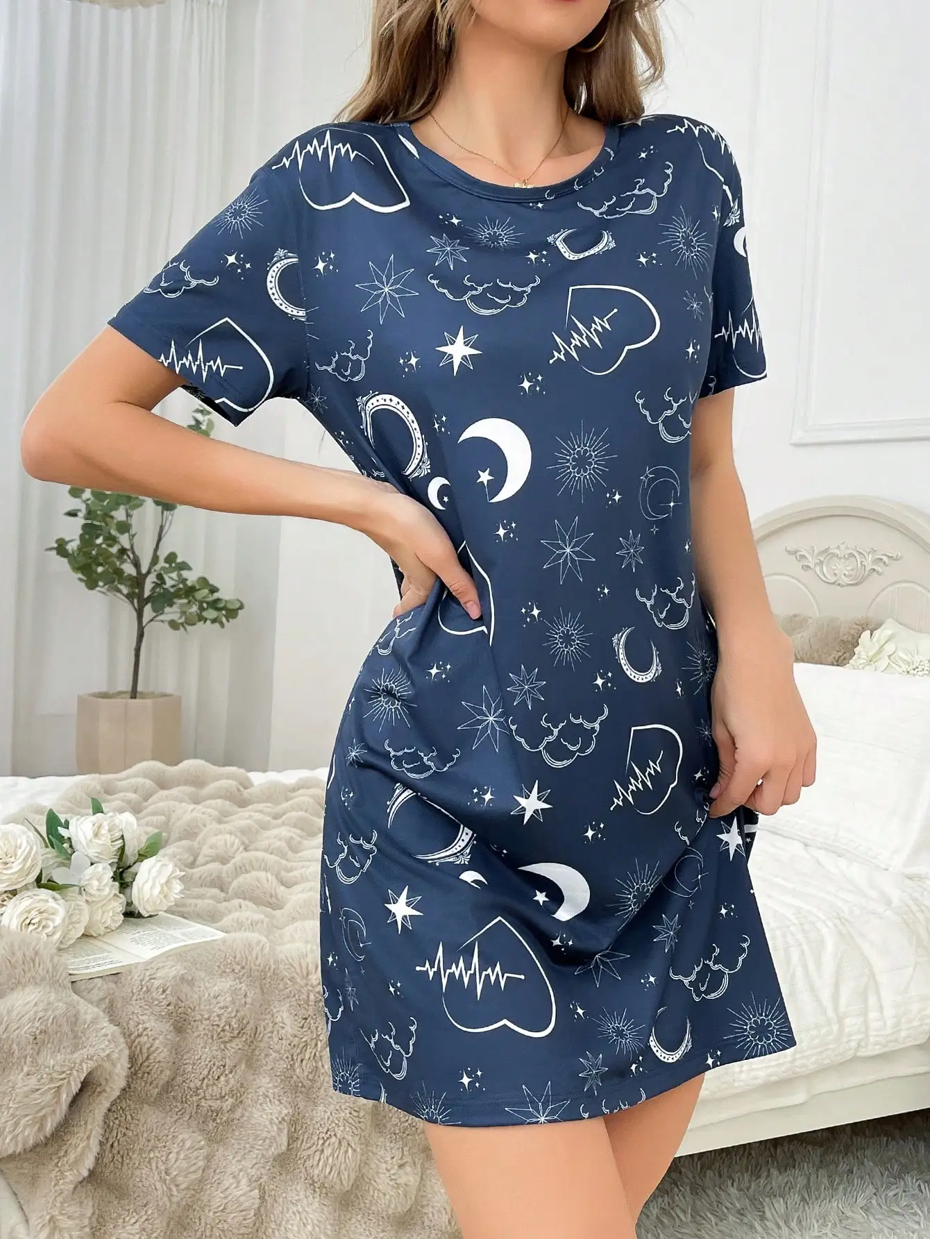 Spring and Summer Women's Nightgown, Fashionable Printed Comfortable Casual Short-Sleeved Nightgown That Can Be Worn Outside, Nightgown for Women