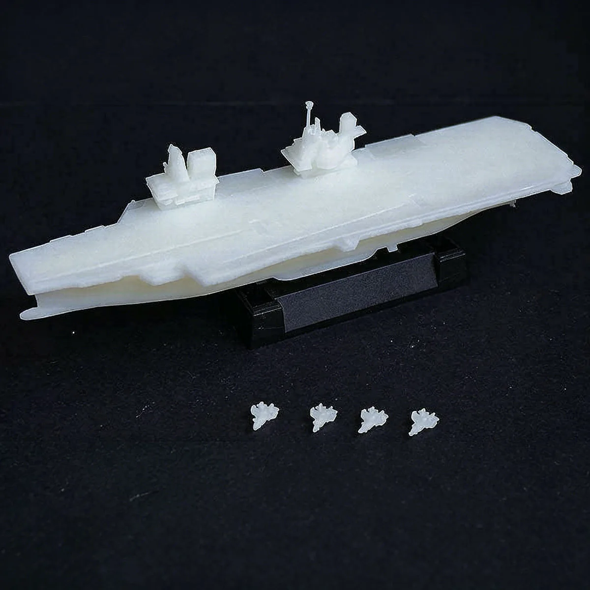 

1/700 PA2 Queen Class Catapult-equipped Aircraft Carrier Model 40.6cm Resin 3D Printed Ships Static Model Ship Toy Ornament