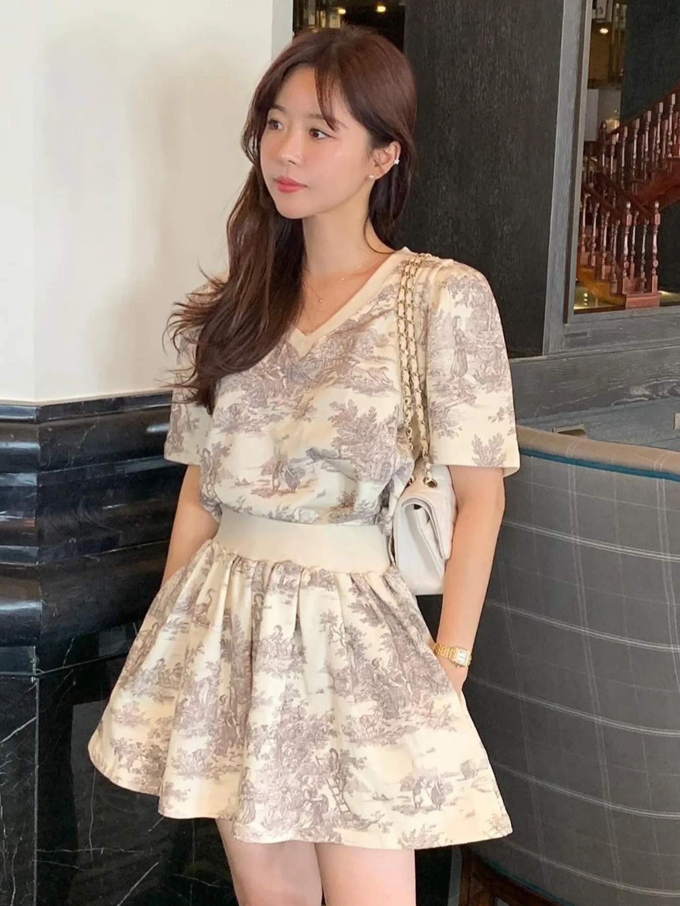 

Корейский комплект Sle Ins Retro Waterprint ort Sve, женский топ и юбка трапециевидной формы, новая летняя юбка Ele Sle f-длины