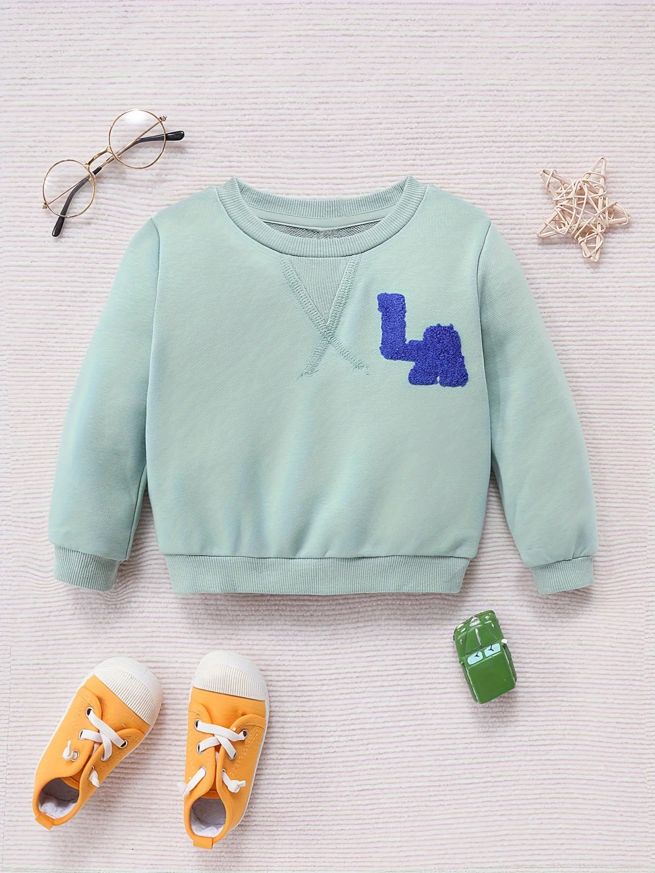 

Baby Boy Sweatshirt, Spring and Autumn Style, Round Neck, Long Sleeves, Outerwear, Fashionable and Stylish Baby Clothes