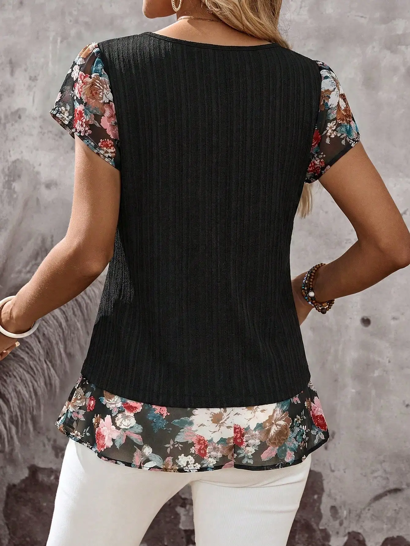 

Черная блузка с цветочным принтом на рукавах, женская повседневная блузка в стиле бохо с коротким рукавом