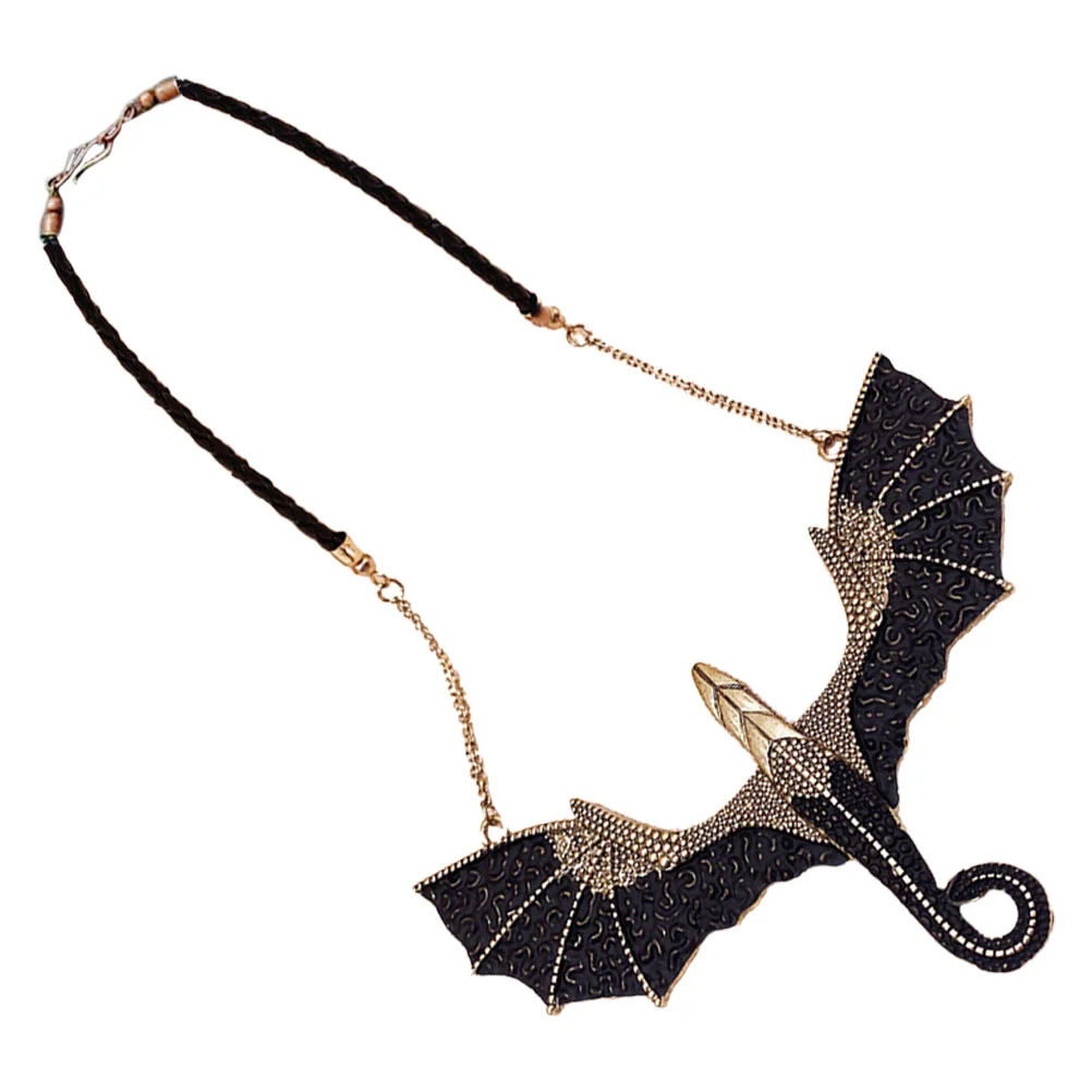 European and American Exaggerated Dragon Necklace Jewelry For Men Women Necklaces Retro Decor Gothic Hanging Halloween Pendant