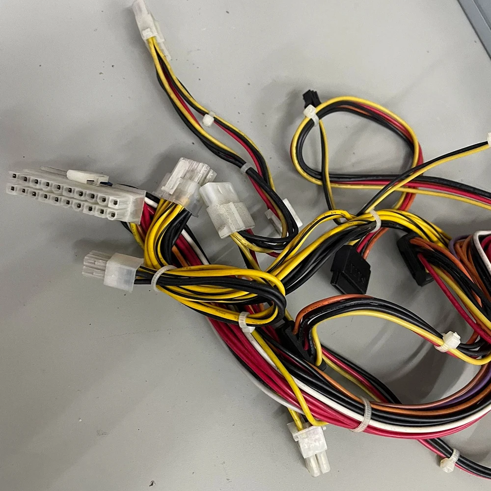 Alimentation à découpage 550 W FSP550-63PLN