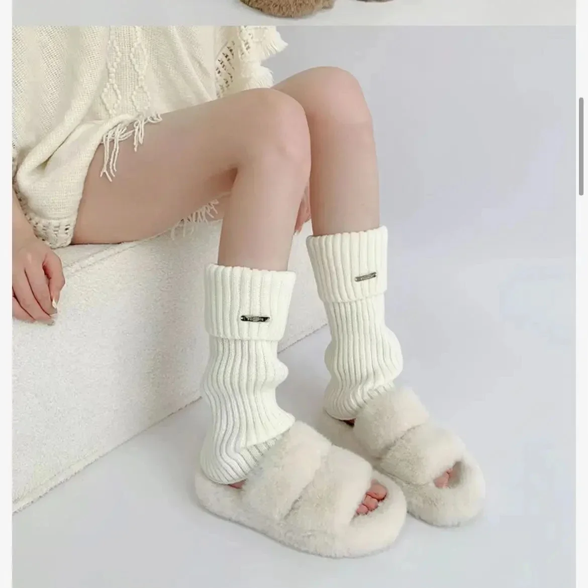 Leg Warmers Woman Autumn and Winter Knit Thick Warm Girls Lolita Socks Metal nameplate White Black Loose Leg Warmers