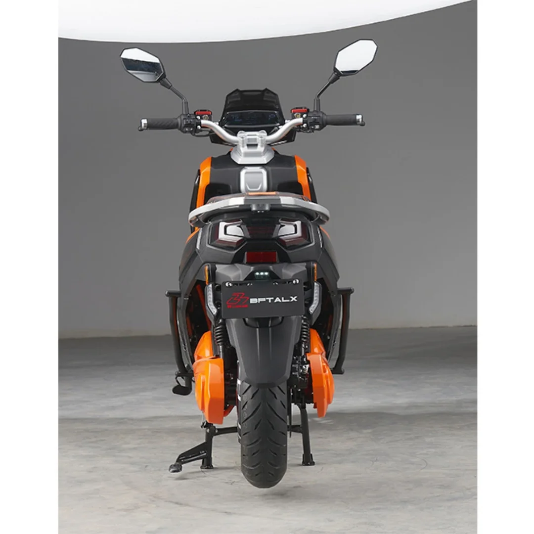 Newest Scooter Cheap Price 125CC Single-cylinder  4-stroke Air-cooled Customized Gas Motorcycle for Adults with EEC COC