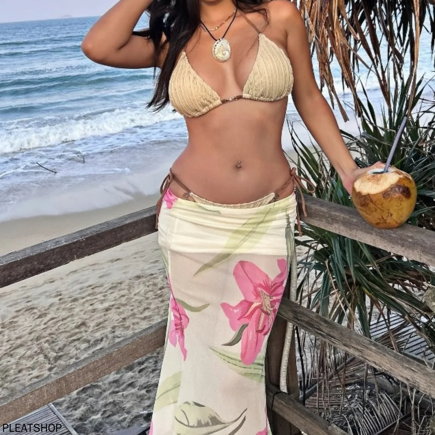 European and American 2025 Summer New Dopamine Beach Vacation Pure Desire Wind Printed Mesh Wrap Hip Skirt