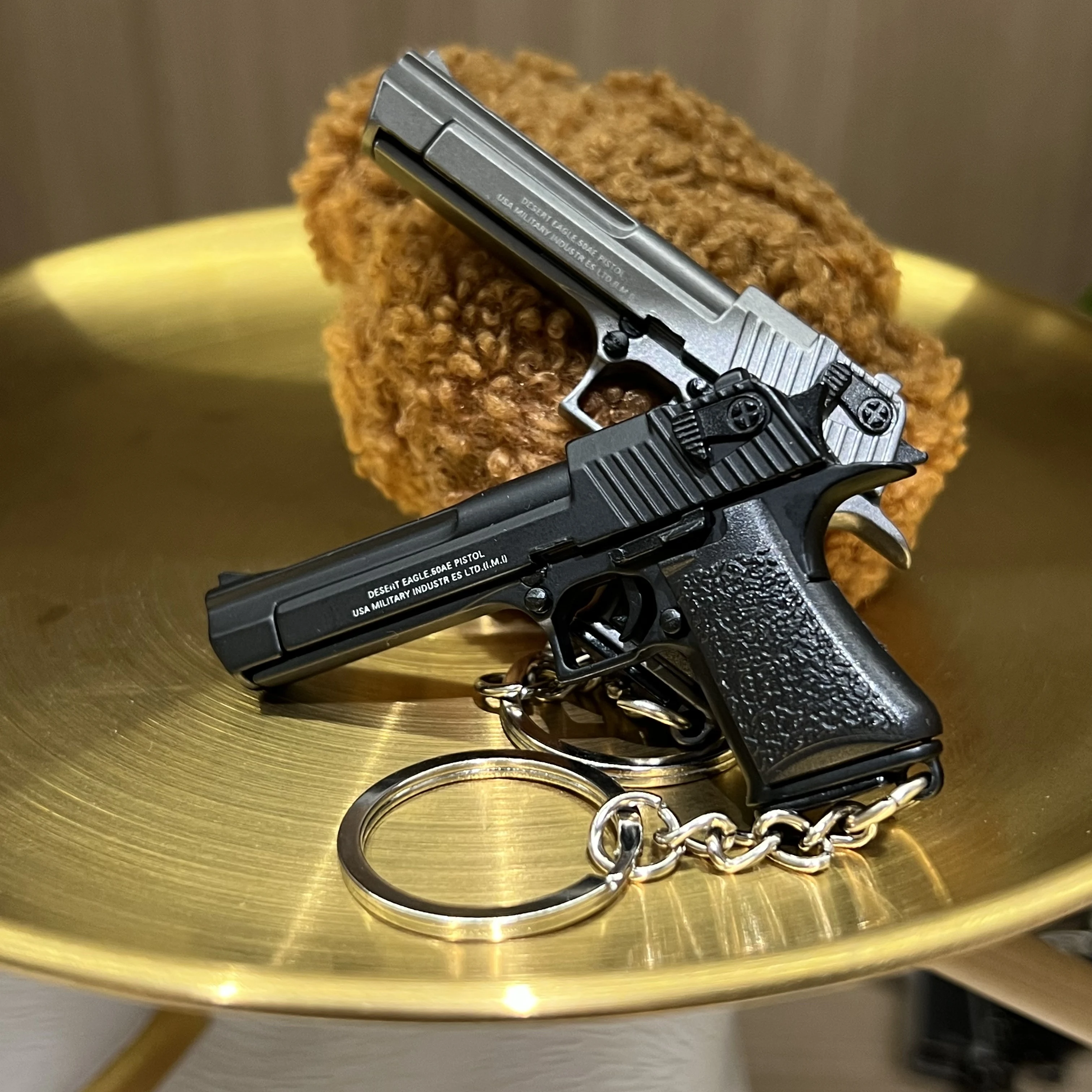 1:4 سبيكة 92F الصحراء النسر مسدس نموذج المفاتيح المحمولة مسدس لعبة انفصال تململ لعبة بندقية وهمية لصبي جمع الكبار هدية