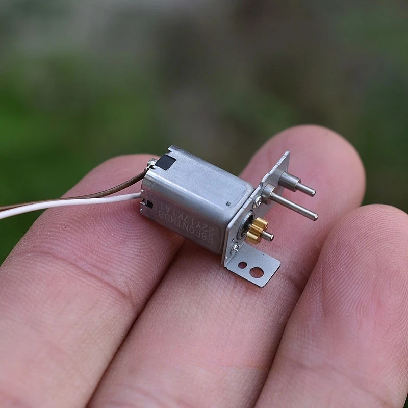 1PC Japan Minebea 6-pole Rotor Square Precious Metal Brush Motor DC 3V 5V 6V 25000RPM High Speed 0.3 Modulus 8 Teeth Gear Toy