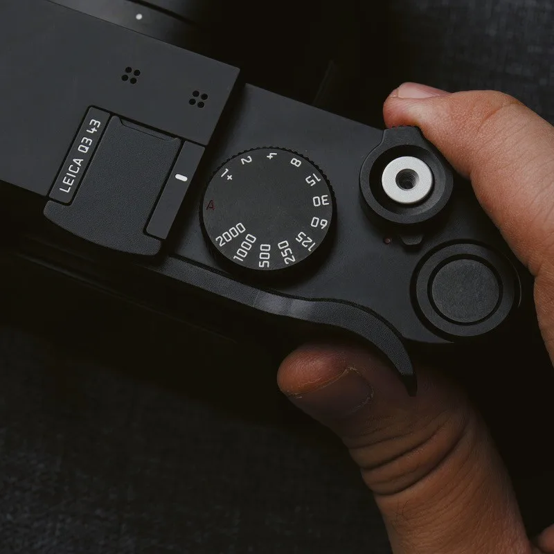 

Hot Shoe Cover Aluminum Thumb UP Metal Thumb Rest Thumb Grip For Leica Q3 Q3 43