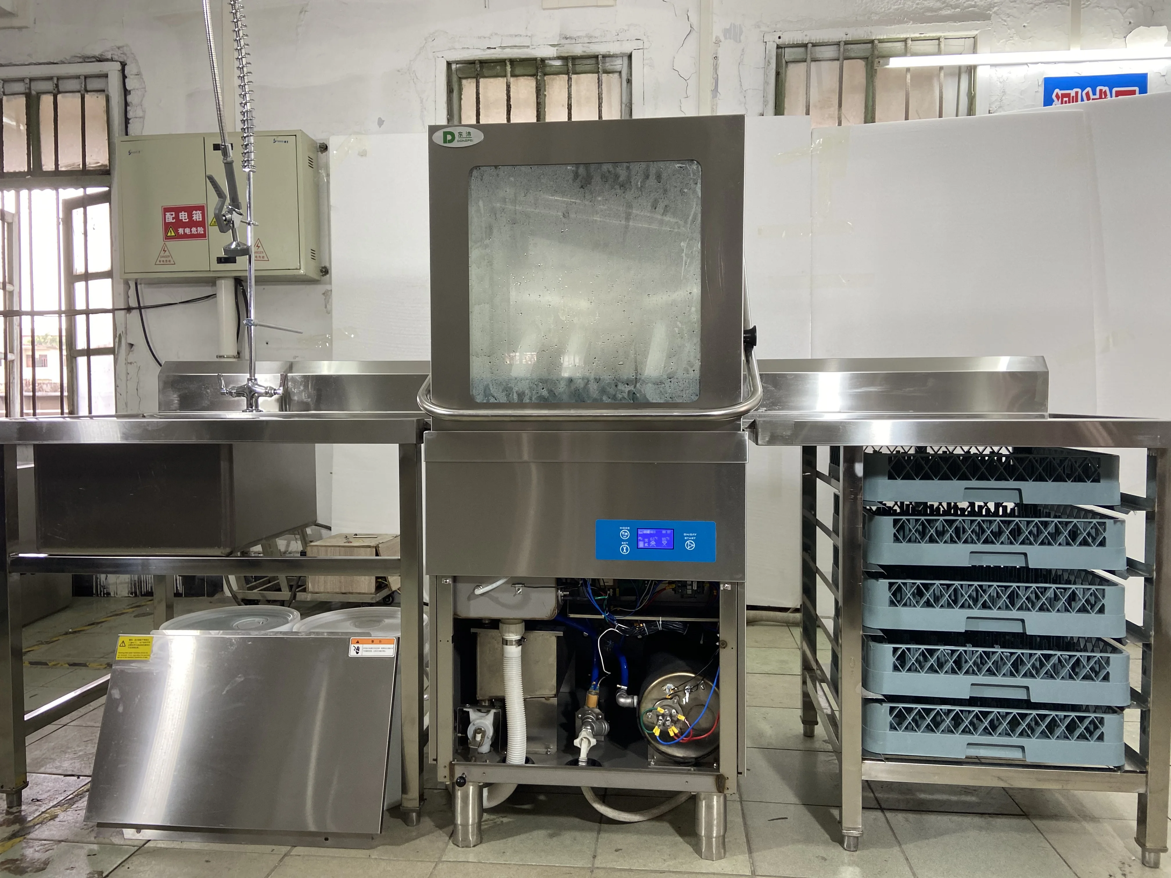 High Efficiency Stainless Steel Commercial Dishwasher Hood Type Automatic Dish Washer For Sale