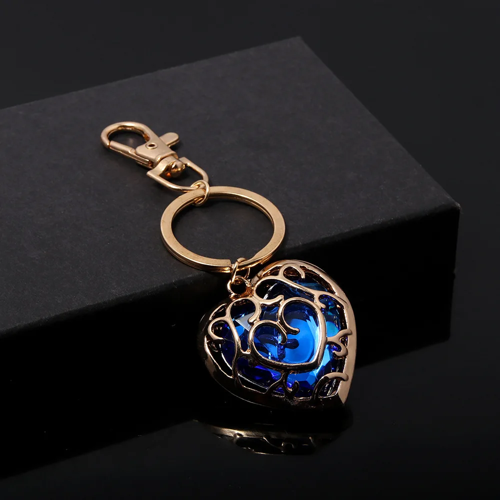 لعبة زيلدا المملكة الدموع المفاتيح الأحمر الياقوت القلب قلادة Keyrings تأثيري لعبة الدعائم للرجال النساء مجوهرات اكسسوارات هدايا #5