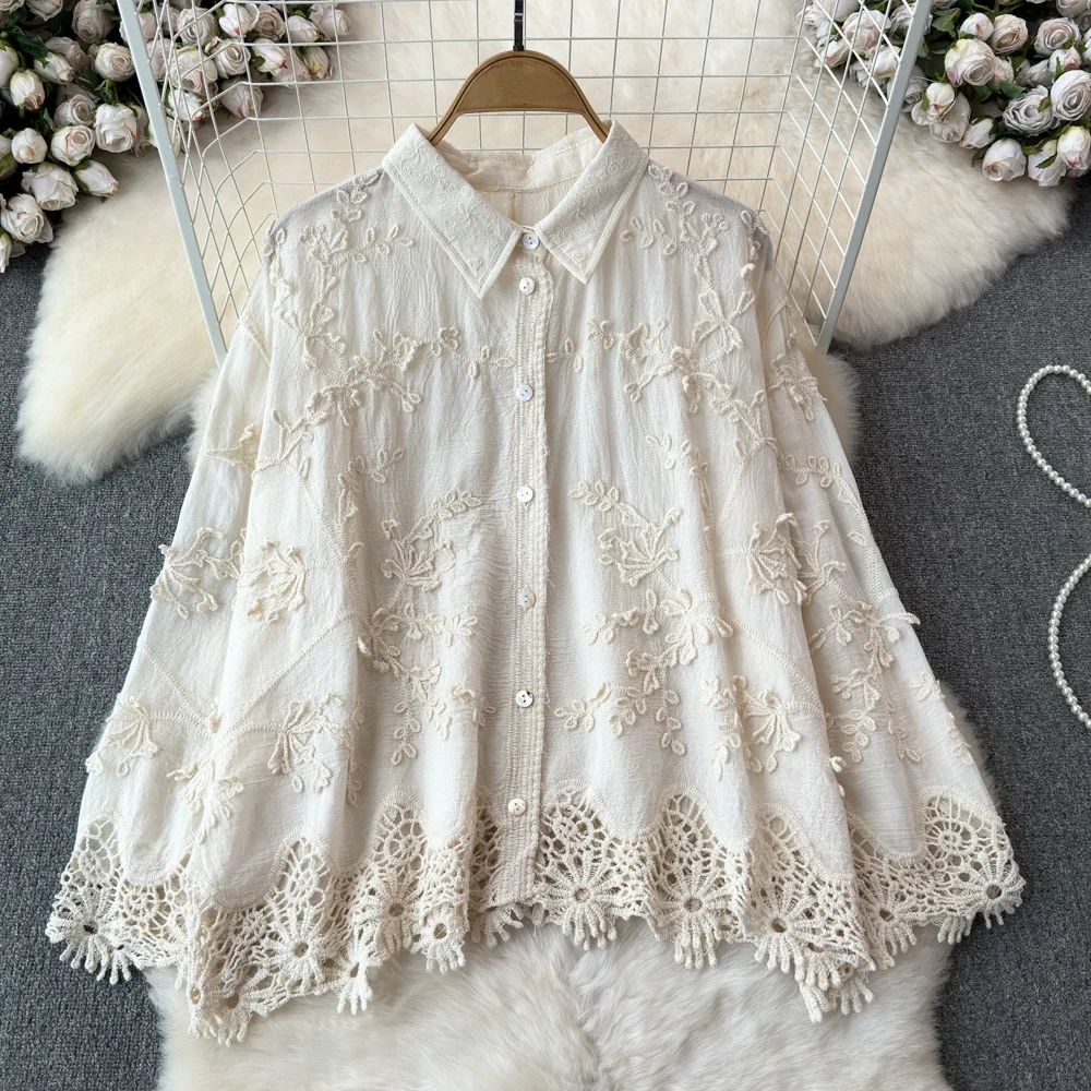 

Clothland Women Elegant Lace Blouse Appliqued Long Sleeve Irregular Hollow Out Vintage Tops Blusa LB119