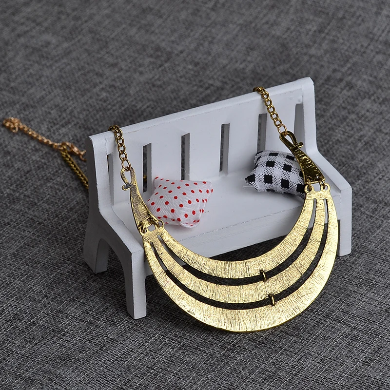 Vintage Bohemian Ethnic 3 Layers Torques Necklace Golden Plating Maxi Multilayer Retro Charm Choker Necklace For Women