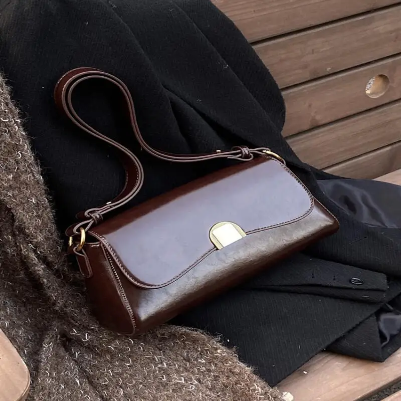 New Handbags Korean Version Magnetic Attraction Shoulder Bag Fashion Casual Multi-Functional Exercise Crossbody Cute Storagebag