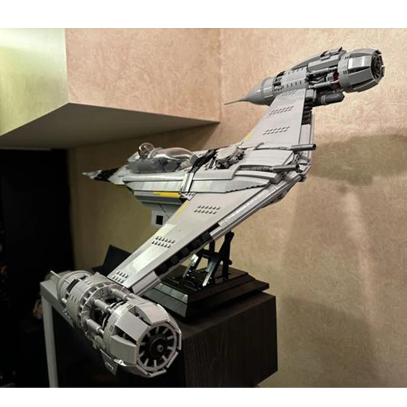 Space Wars Weapon UCS N-1 Starfighter Building Blocks Set Spaceship Model Classic Battle Airplane Bricks Toys Xmas Gifts