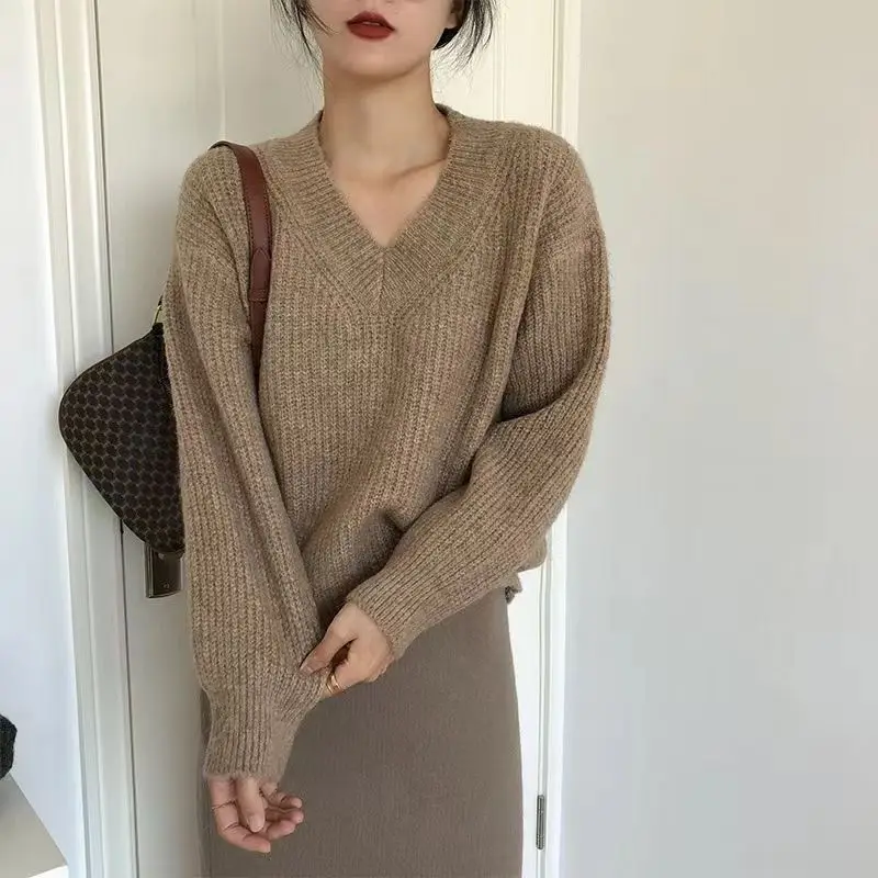 Grey V-neck Knitted Top For Women White Pullover Ladies Sweaters Cheap And Elegant Hot Offers Long Sleeve In Promotion Modern