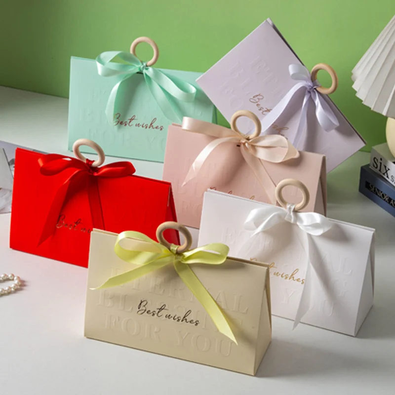 Gift Box With Handle Ribbon 20Pcs Logo Customize Favors Box For Presents Party Wedding Boxes