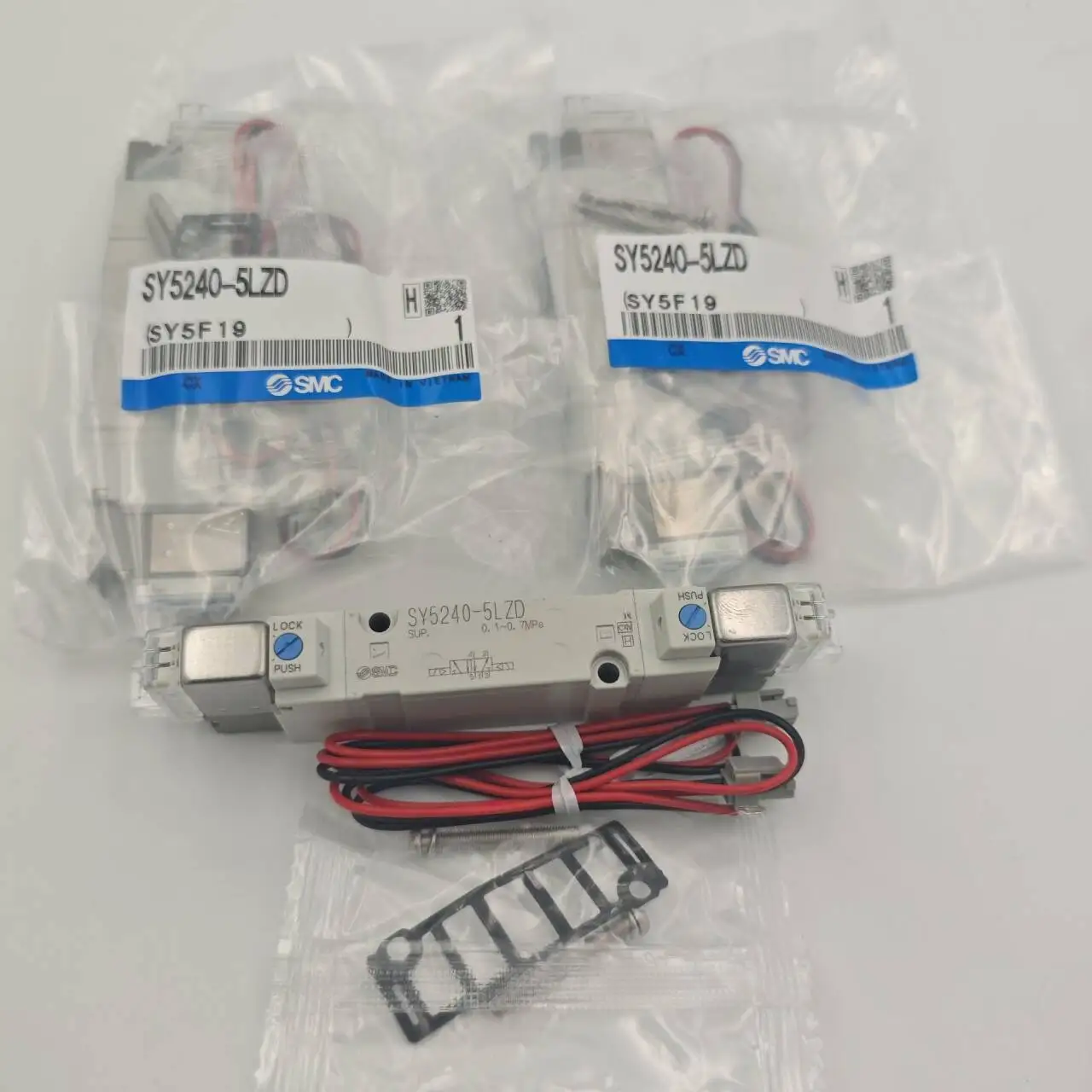 الأصلي حقيقية SMC هوائي الملف اللولبي صمام SY3140/SY3240-5MOZ/5LZE/5LZD صمام الملف اللولبي خمسة اتجاهات