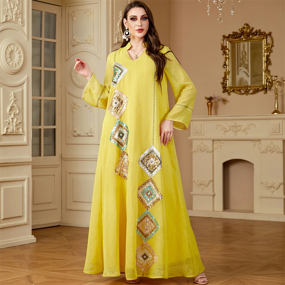 

A Muslim-themed Four-sided Beaded Embroidered Dress With Loose Skin Tone And A Fashionable Large Robe