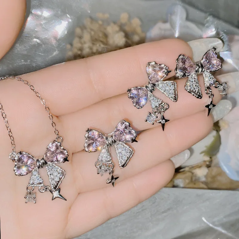 

Новое ожерелье 2025 года с ярким звездным бантом и милыми серьгами Love Zircon