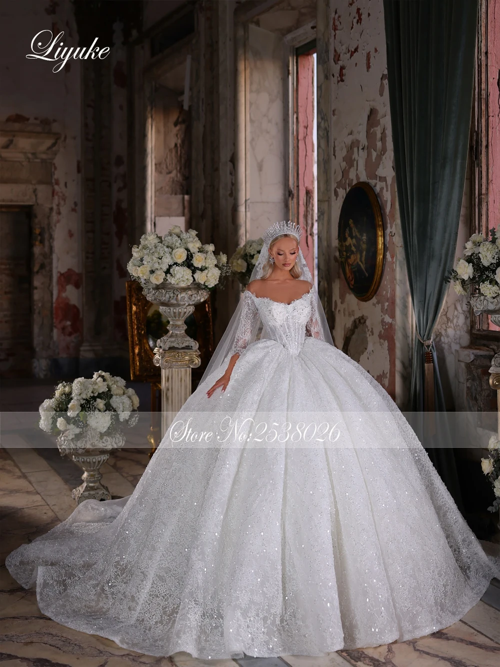 Liyuke مخصص خمر بلينغ الدانتيل مطرز اللؤلؤ الكرة ثوب فساتين الزفاف الوهم الرقبة ثلاثة أرباع منتفخ زي العرائس