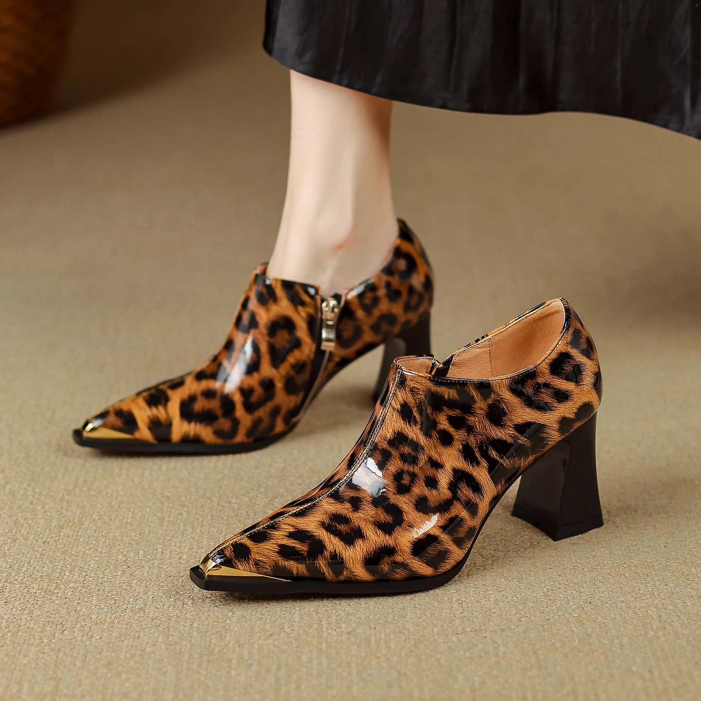 

US5-13Size Genuine Leather Cowhide Womens Shoes,Square Toe And Metallic Toe Cap Trim leopard High Heels,Thick Heel Women's Pumps