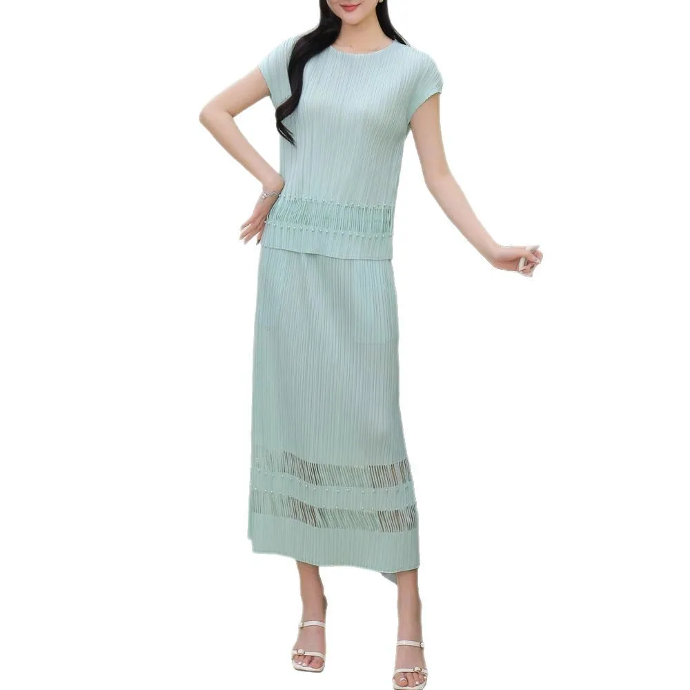 

Wrinkle Fashion Leisure Versatile Set for Women 2025 Summer New Round Neck Hoodie Top Hollow Half Skirt Two Piece Set