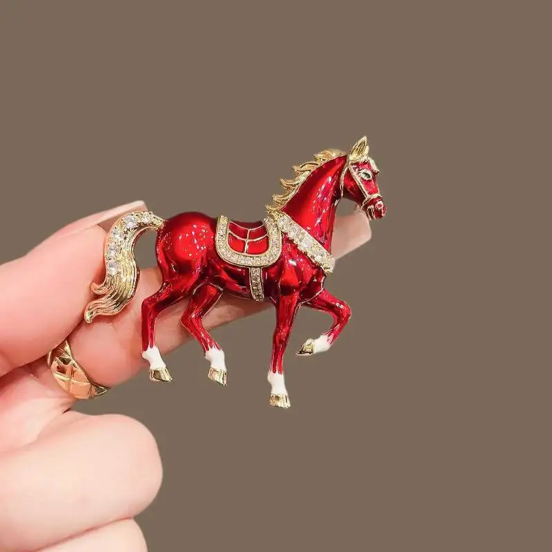 Fashion Rhinestone Running Horse Brooches For Women Men 4-color Enamel Animal Brooch Pins Year Of The Horse Party Jewelry Gift