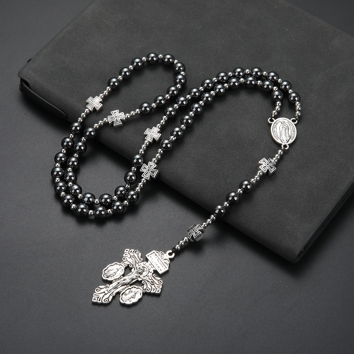 بارد الأزياء الأسود الهيماتيت جولة الخرز الصليب قلادة سانت بنديكت قلادة للرجال والنساء الوردية #1