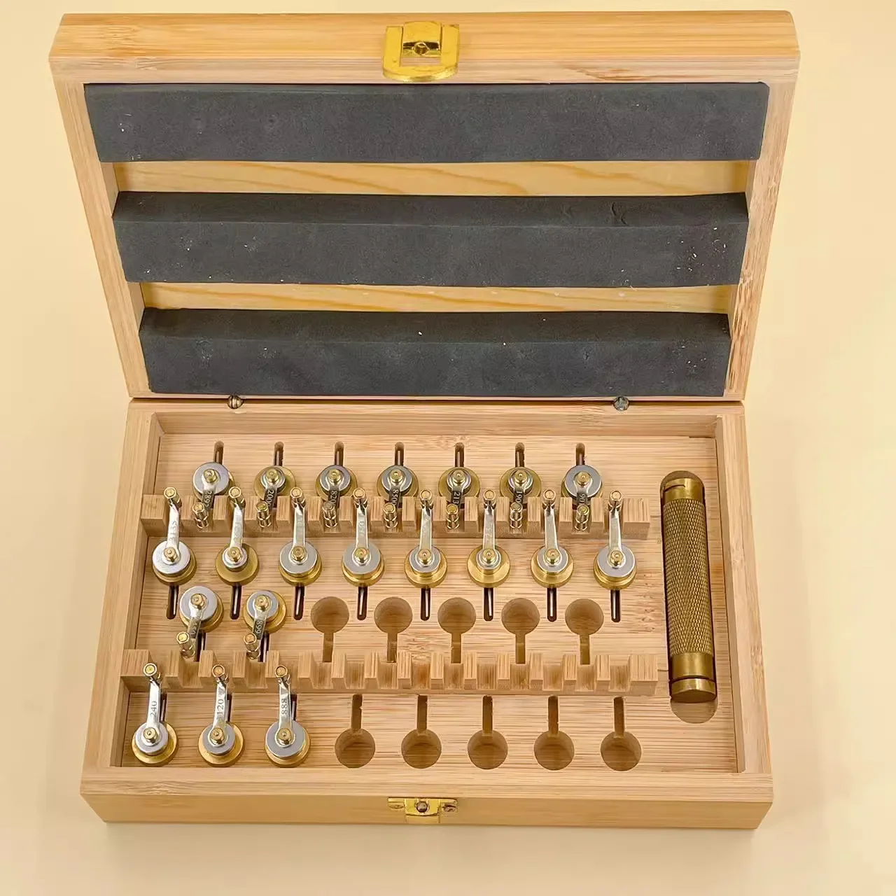 Watch repair tools, curling iron tools 20 pcs, clockwork winch, clockwork watch repair special wooden box, clockwork winch