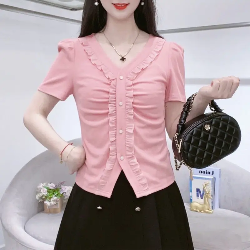 تي شيرت أنيق متعدد الاستخدامات بأكمام قصيرة