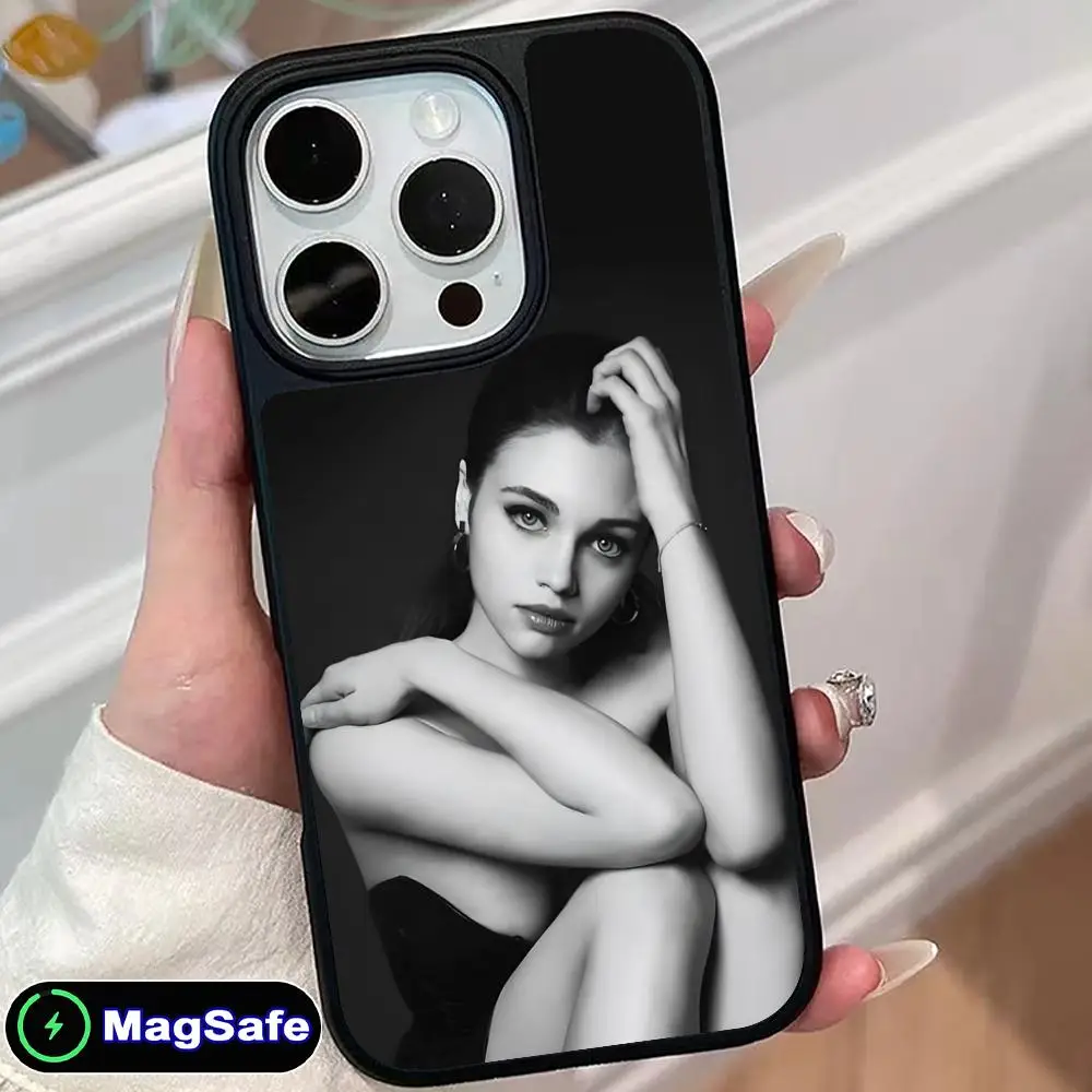 India Eisley Mobile…