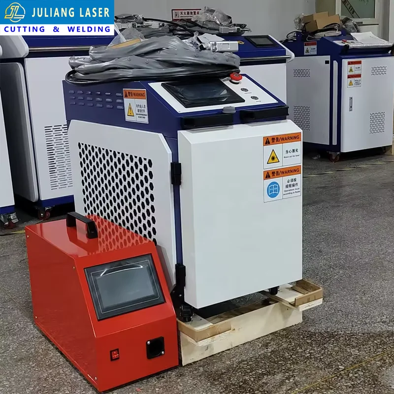 

Портативный ручной лазерный сварочный аппарат 3-в-1 с воздушным охлаждением, 1500-3000 Вт, для металла/нержавеющей стали, с источником MAX/Raycus