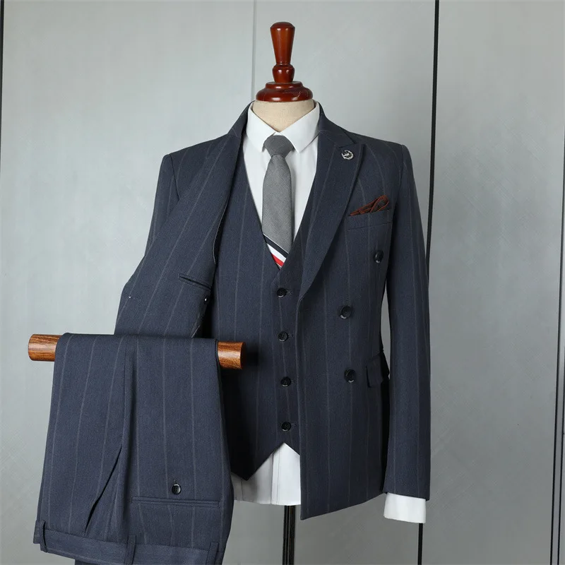 (23) Customized Fashionable Suits for Men, Double-breasted Business Suits