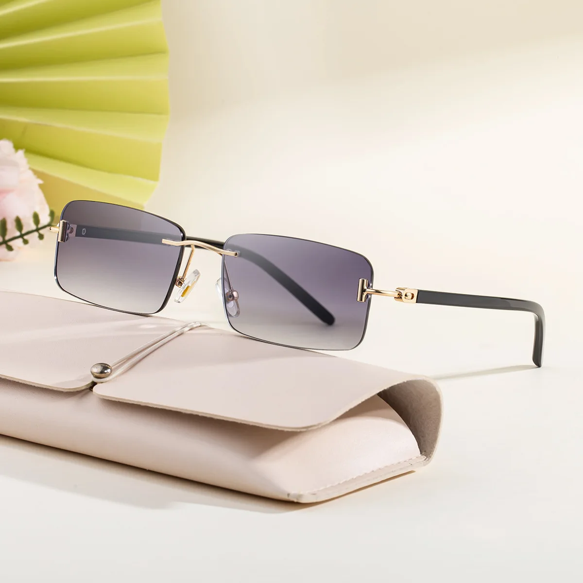 

Vintage Rectangle Oval Sunglasses Women Men Metal Frame Clear Lens Glasses Eyewear