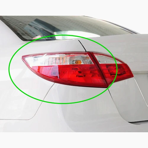 Accesorios para la carrocería del coche, lámpara trasera exterior de color rojo para Haima 3 2011-2015 (323 family III), FA13-51-160