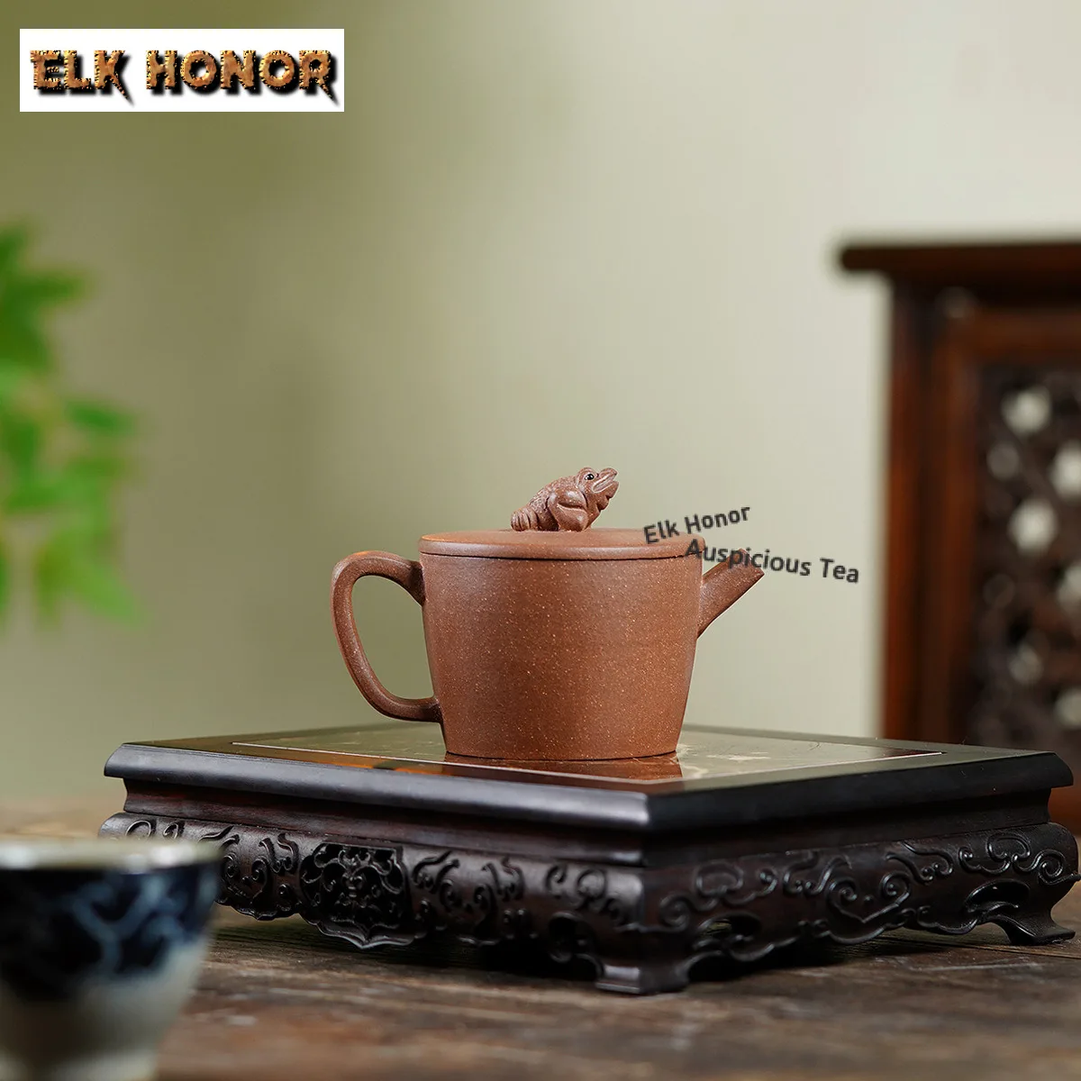 

140ml Golden Toad Teapot Retro Yixing Purple Clay Teapots Handmade Pot Raw Ore Section Mud Kettle Zisha Tea Set Drinkware Crafts