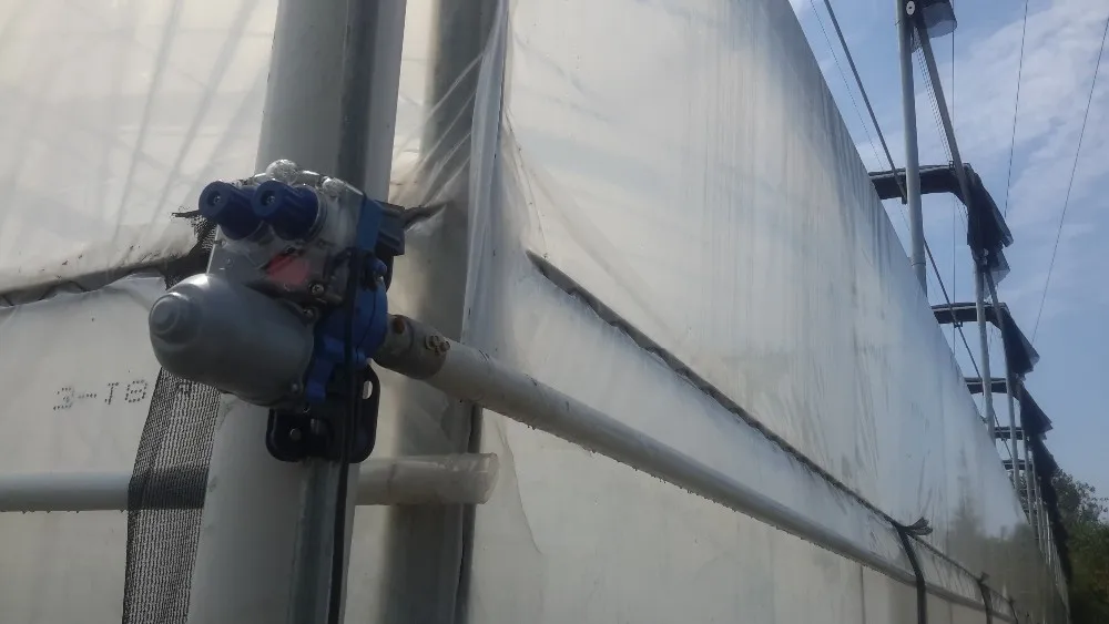 2025年式温室用電動フィルム巻き取り機販売中