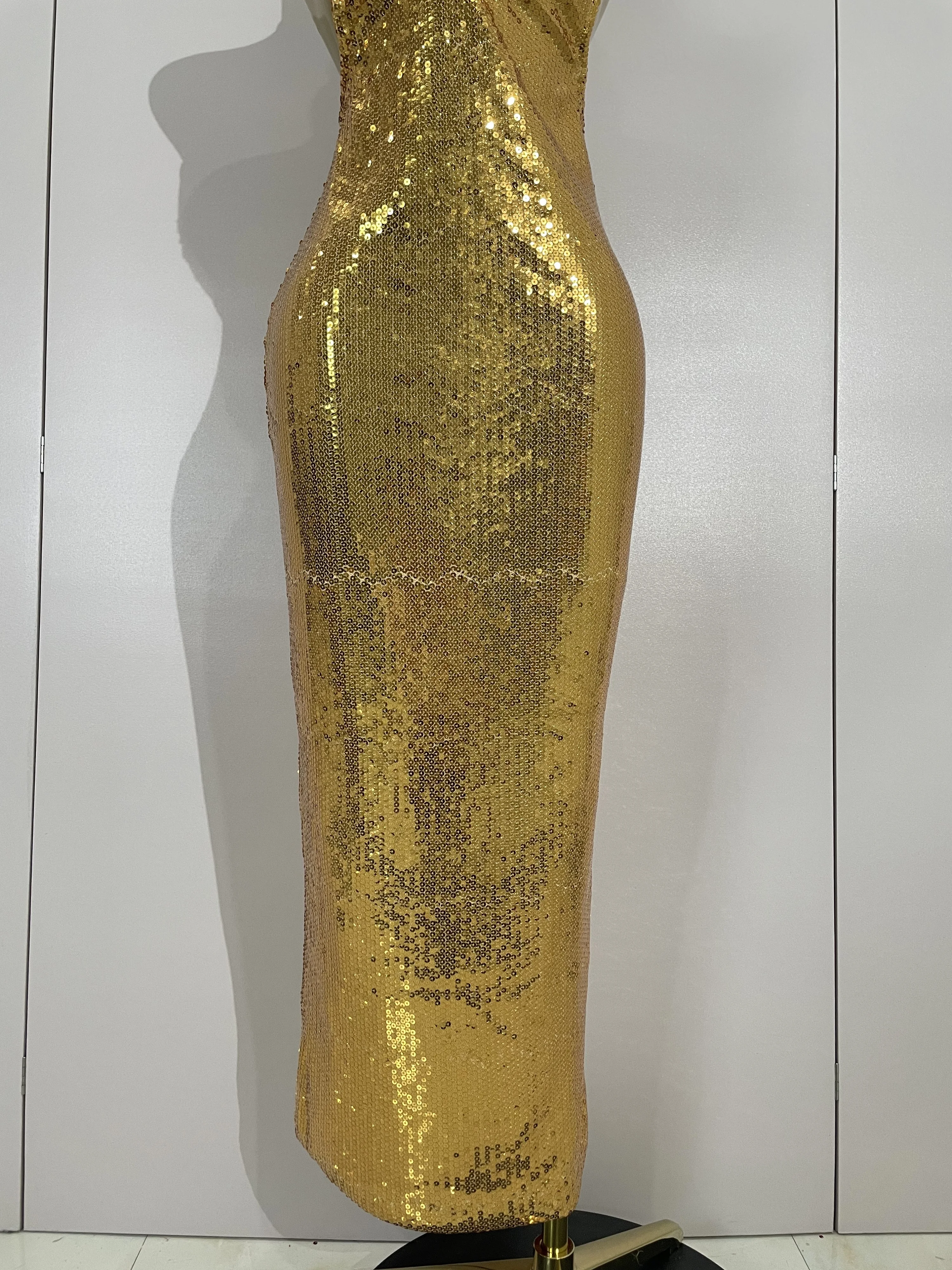 2025luxo brilhante ouro glitter lantejoulas sexy sem costas halter maxi vestido longo elegante festa à noite clube vestido de casamento convidado