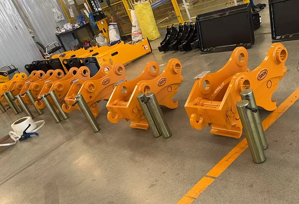 

Гидравлическая быстроразъемная муфта для мини-экскаватора 0,8 тонны/1 тонна/1,2 тонны Быстросъемная муфта