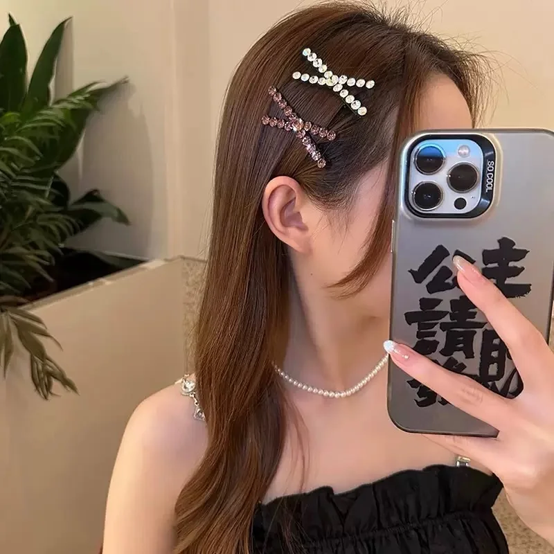 Leichter, luxuriöser Diamant-Kreuz-Stil, modischer und vielseitiger Haarnadel-Temperament-Haarschmuck für Frauen – Detail 2