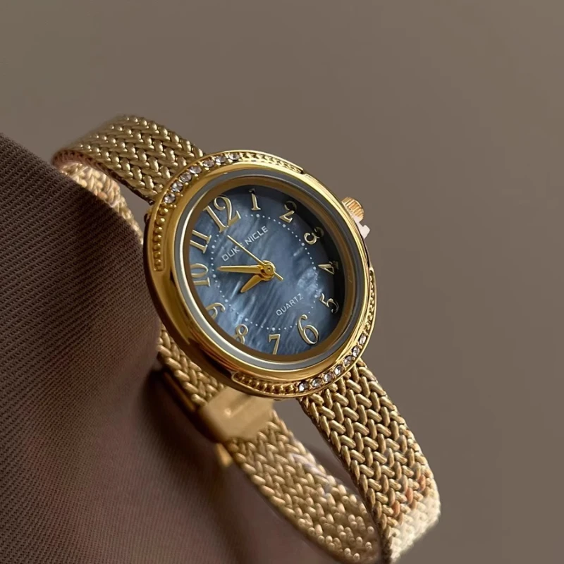 Classic Trend Ladies Watch Elegant Simple Retro Student 2025 Waterproof Quartz Watch Birthday Gift