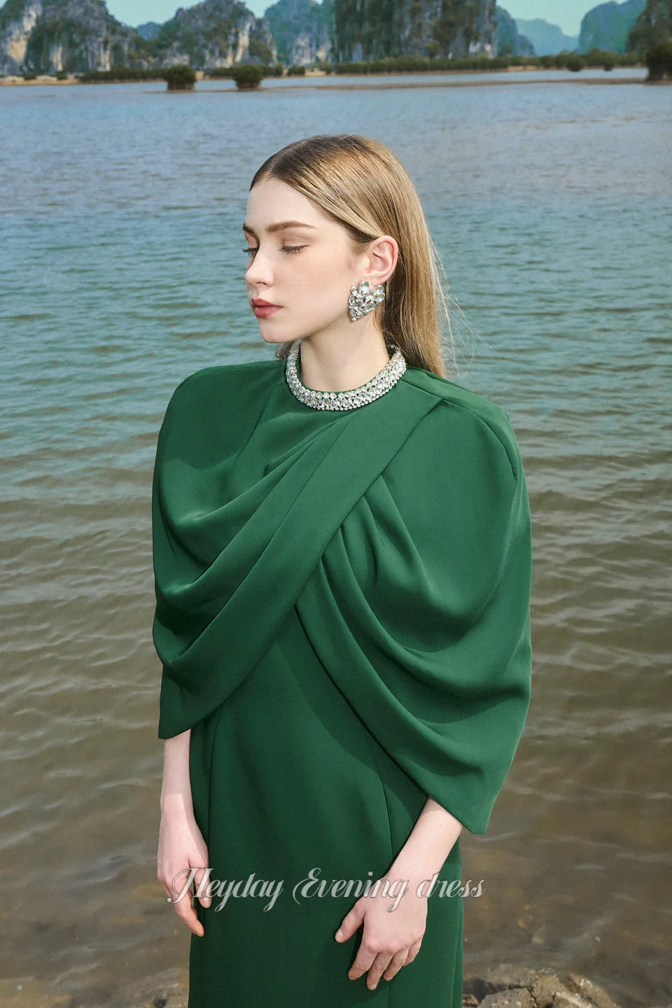 Heyday O-neck Neckline Collar Stone Embellished Cape Pleat with Dress Set A-line Evening Dress for Women