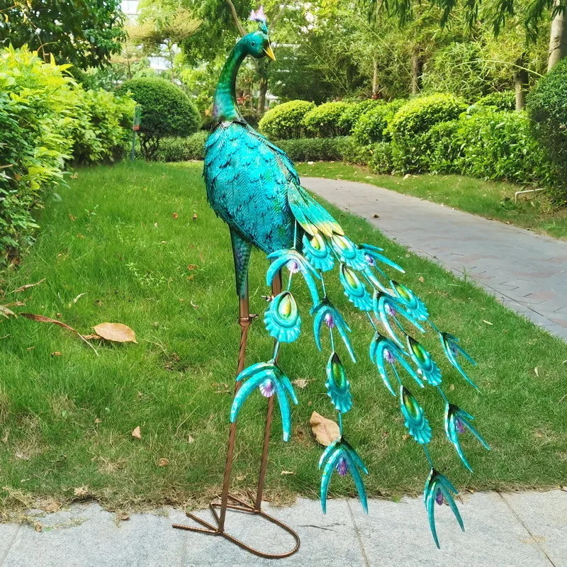 Outdoor Garden Decoration Ornaments, Courtyard Landscaping, Iron Animal Lighting, Peacock Solar Lights