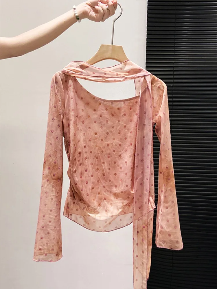 تي شيرت نسائي كوري أنيق وضيق بأكمام طويلة، تصميم جديد لبداية الخريف، قميص شبكي مكشوف الكتفين من مزيج القطن