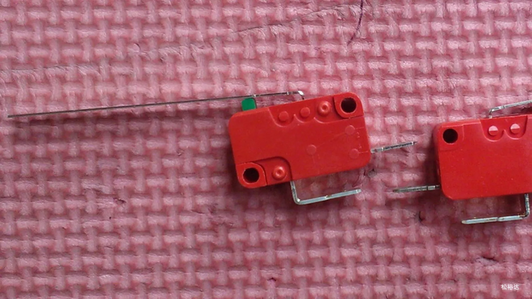 Original new 100% ZD417-QGAA micro switch normally open inching push-through ultra long rod