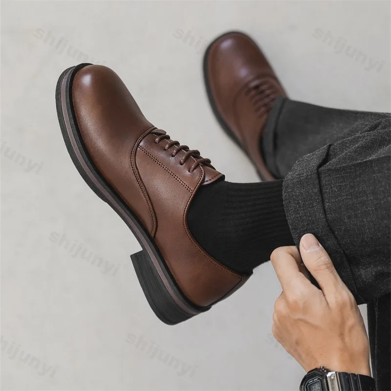 

Men's British Formal Wear Square Head Low Top Single Shoes 2025 Autumn New Retro Fashion Versatile Comfortable Business Loafers