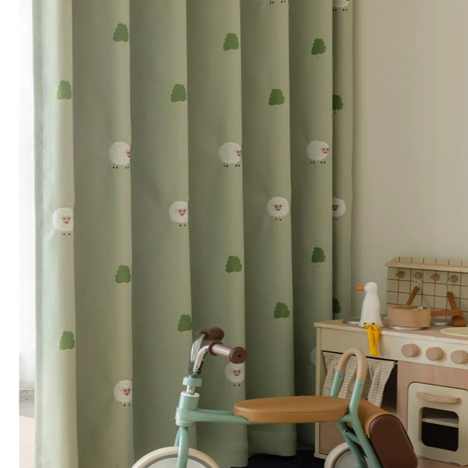 

1PC cotton and linen children's room embroidery green lamb internet celebrity bear boy and girl room blackout curtains