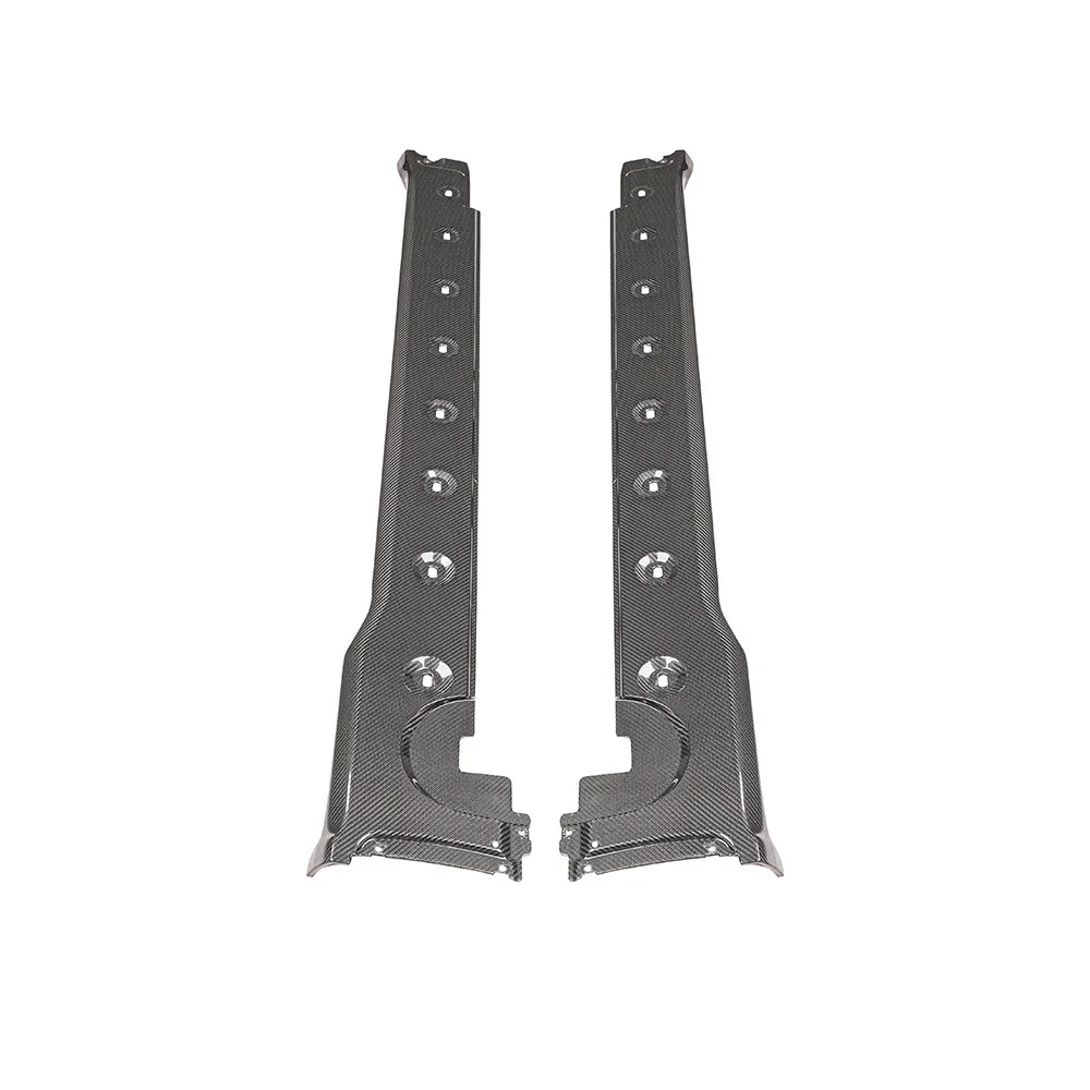 

Suitable for The carbon fiber side skirts of the 19-UP Porsche 911 992TURBO SD have been replaced with dry carbon